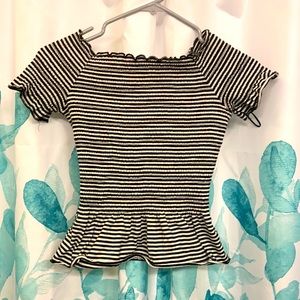Off the shoulder crop top!